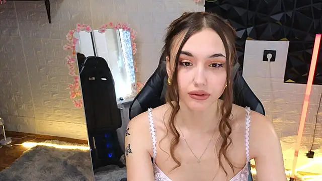 belle cute online show from 04/02/26, 01:58