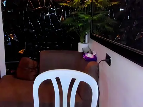  YourBeautifulShemale  online show from 04/04/26, 08:34