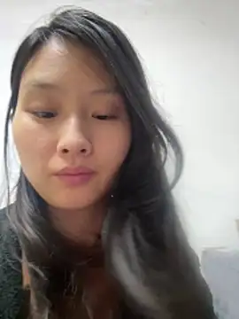 Snapshot of Zbnmji chatting on 04/02/26, 12:52 Zbnmji online show from 04/02/26, 12:52