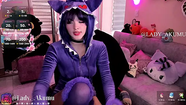 LadyAkumu online show from 07/07/26, 08:02