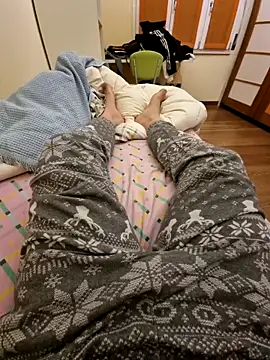 Snapshot of vitaliy2003 chatting on 03/30/26, 08:21 vitaliy2003 online show from 03/30/26, 08:21