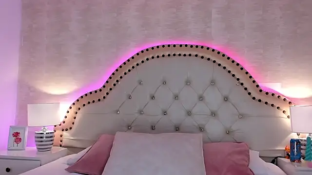 Adara Muller online show from 06/19/26, 08:56