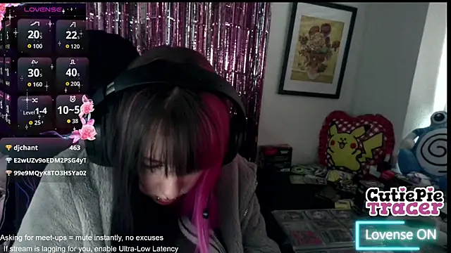 CutieTracer online show from 05/11/26, 02:56