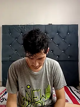 Ian-yin08 online show from 04/05/26, 08:28