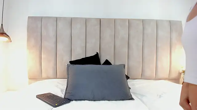 Sammi Evanns online show from 05/19/26, 03:35