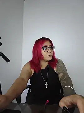 Snapshot of Violett_Sykes chatting on 04/25/26, 04:15 Violett Sykes online show from 04/25/26, 04:15