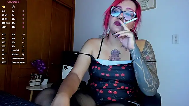 Snapshot of Violett_Sykes chatting on 05/21/26, 04:52 Violett Sykes online show from 05/21/26, 04:52