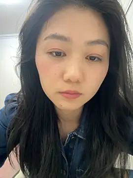 Snapshot of Shanshan_1267 chatting on 04/25/26, 01:41 Shanshan 1267 online show from 04/25/26, 01:41