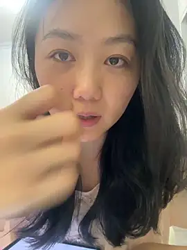 Snapshot of Shanshan_1267 chatting on 05/12/26, 11:40 Shanshan 1267 online show from 05/12/26, 11:40