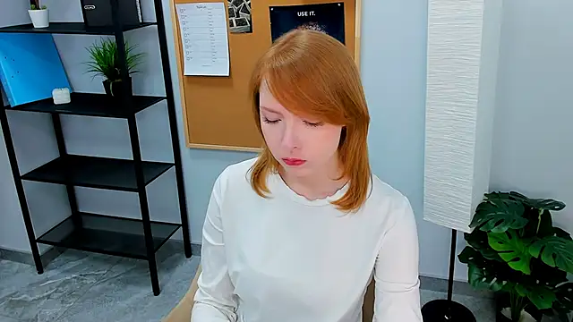 CherryCrushLove online show from 04/18/26, 05:55