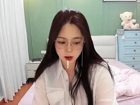 xinxin7766 online show from 04/05/26, 12:46