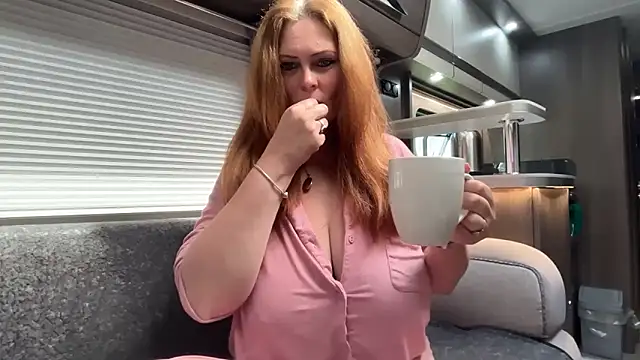 BustySwingingSlut online show from 05/16/26, 09:06