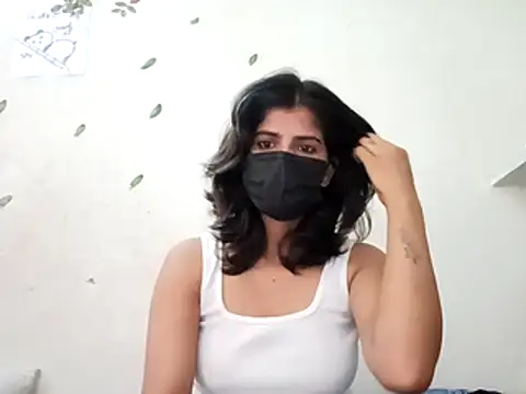 Snapshot of rubisassy14 chatting on 04/04/26, 08:01 rubisassy14 online show from 04/04/26, 08:01