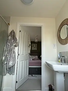 Jessiebx online show from 05/08/26, 08:19