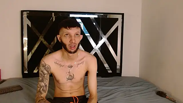 Mia taylor19 online show from 06/17/26, 01:19
