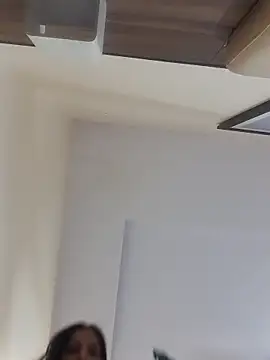 Cute Anushka97 online show from 04/17/26, 03:59