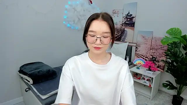 syuri sun online show from 06/11/26, 02:37