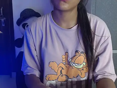 Nora81 online show from 04/18/26, 04:22
