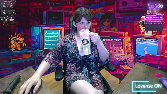 MsValentinaNoire online show from 05/27/26, 09:34