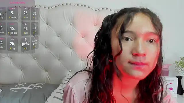 Snapshot of Honney_Bunny18 chatting on 04/16/26, 04:30 Honney Bunny18 online show from 04/16/26, 04:30