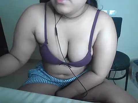 Bitchin Riya online show from 04/05/26, 03:31