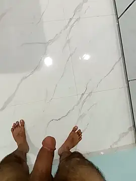 yourdreamman007  online show from 04/04/26, 04:15