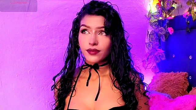 Snapshot of Alisse_Storm chatting on 05/14/26, 03:46 Alisse Storm online show from 05/14/26, 03:46