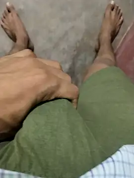 Snapshot of Daddy_004__ chatting on 04/03/26, 01:20 Daddy 004 online show from 04/03/26, 01:20