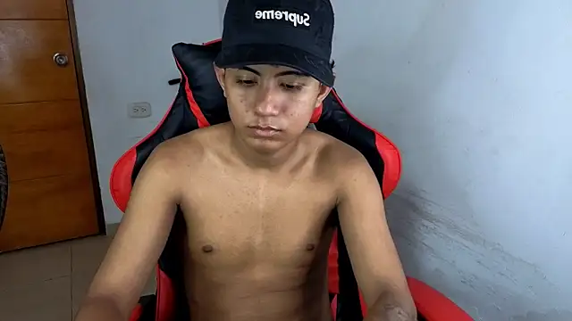 darknigthx online show from 04/06/26, 03:26