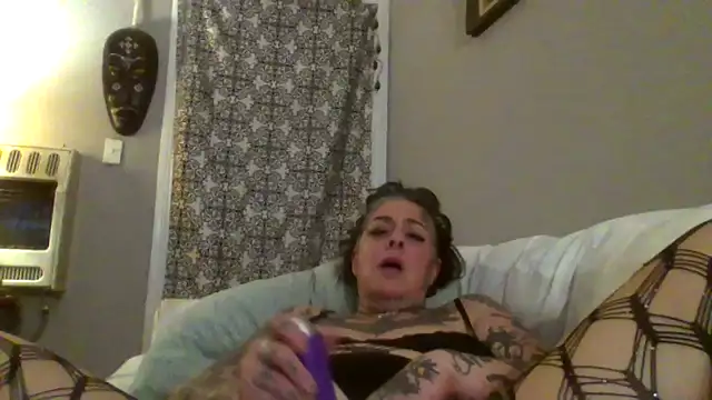 Kitty bang online show from 05/19/26, 01:56