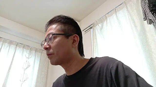 Snapshot of zakochin1106 chatting on 05/21/26, 05:14 zakochin1106 online show from 05/21/26, 05:14