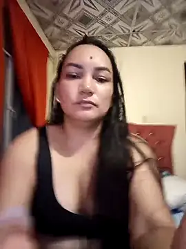 Snapshot of kasandra001 chatting on 04/21/26, 01:42 kasandra001 online show from 04/21/26, 01:42