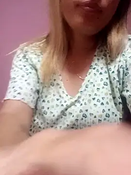 Snapshot of Bristy_BigBoobs chatting on 04/05/26, 03:58 Bristy BigBoobs online show from 04/05/26, 03:58