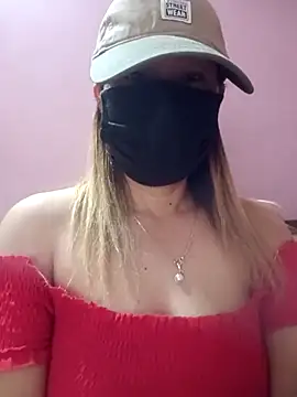 Bristy BigBoobs online show from 04/17/26, 03:42