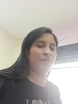 Snapshot of SofiaMendez1_ chatting on 06/16/26, 03:25 SofiaMendez1 online show from 06/16/26, 03:25
