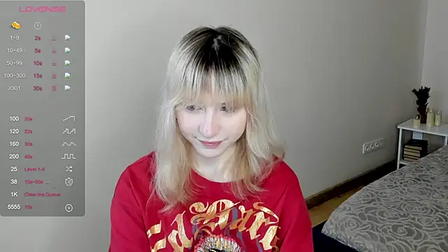 MiaKimiko online show from 05/20/26, 01:01