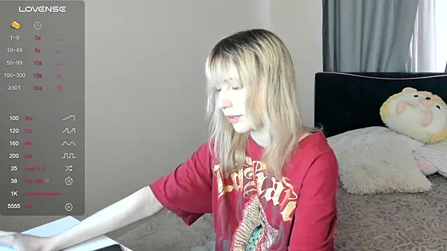 MiaKimiko online show from 05/22/26, 01:02