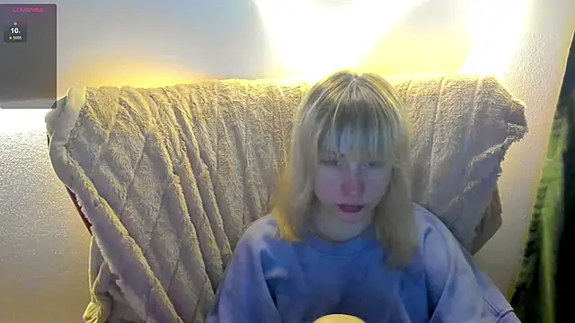 MiaKimiko online show from 06/21/26, 01:19