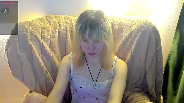 MiaKimiko online show from 06/22/26, 01:18