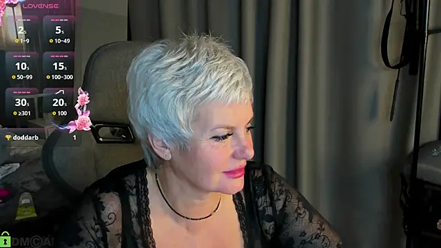 Snapshot of Linda_Zef1r chatting on 05/16/26, 02:30 Linda Zef1r online show from 05/16/26, 02:30
