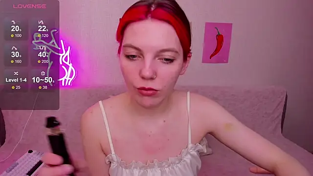 Snapshot of Marie_Reyess chatting on 05/02/26, 08:19 Marie Reyess online show from 05/02/26, 08:19