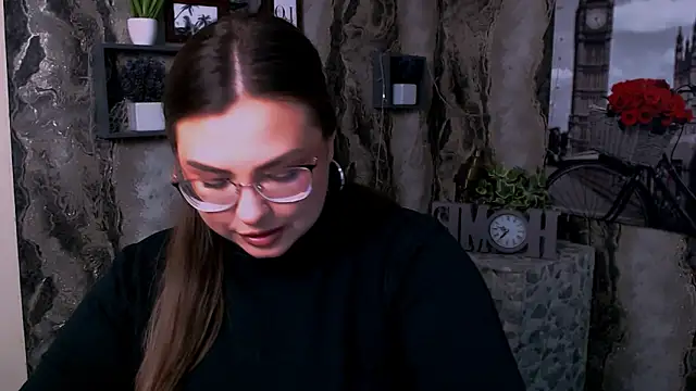 AminaSoul  online show from 04/09/26, 07:03