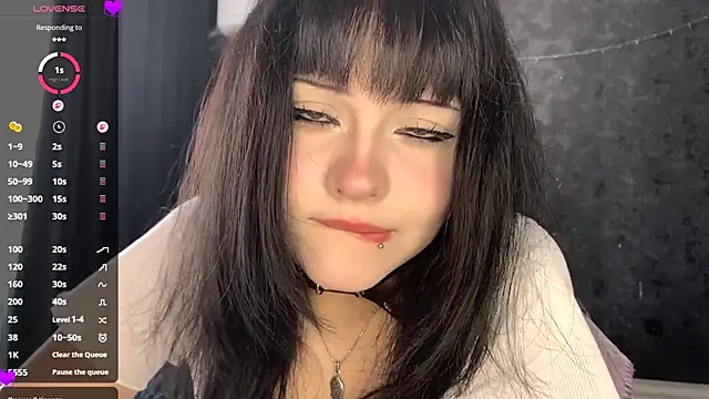 EmilyEmbears online show from 05/26/26, 06:53