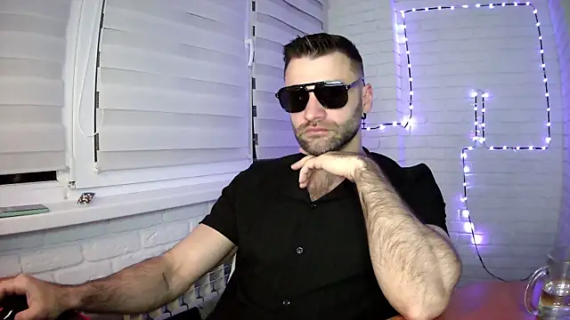 Snapshot of DaddySlava chatting on 04/25/26, 06:16 DaddySlava online show from 04/25/26, 06:16