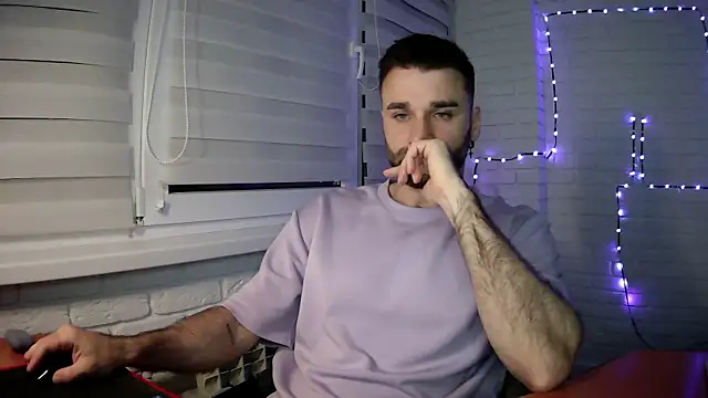 Snapshot of DaddySlava chatting on 04/28/26, 06:57 DaddySlava online show from 04/28/26, 06:57