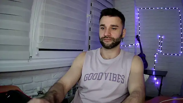 Snapshot of DaddySlava chatting on 05/02/26, 08:03 DaddySlava online show from 05/02/26, 08:03