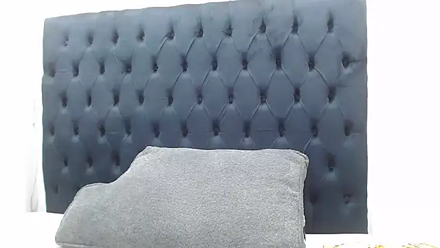 SexiestChoc online show from 04/23/26, 01:13