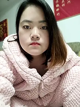 qazplm1123 online show from 04/09/26, 12:32