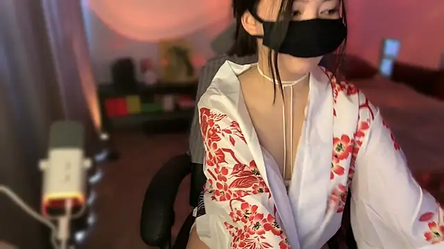 Snapshot of rin_night chatting on 04/11/26, 11:03 rin night online show from 04/11/26, 11:03