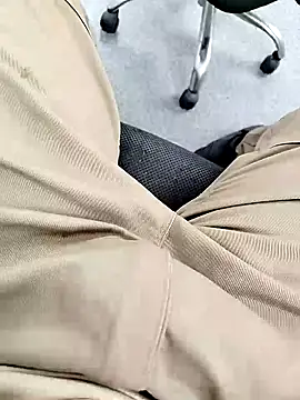 samosa7678 online show from 04/12/26, 01:38